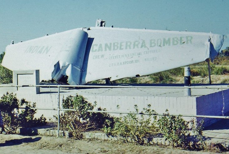 Tail-of-Indian-Canberra-bomber-displayed-in-Sahiwal