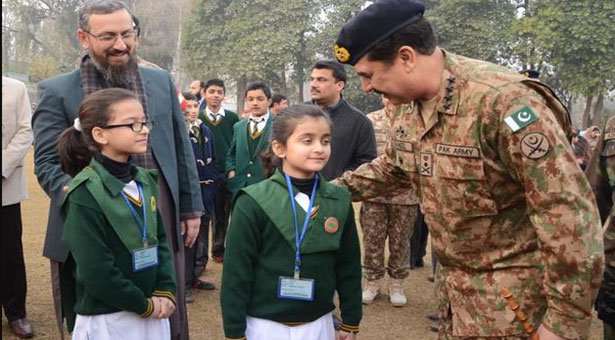GeneralRaheel-coas-aps-visit-peshawar-school_