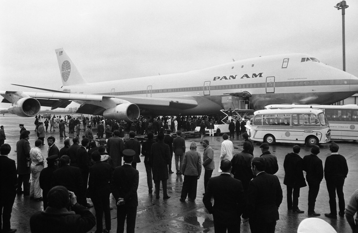 1970ء میں پان ایم ایئر لائنز کے بیڑے میں شامل ہونے والے اس دیو ہیکل جیٹ طیارے کو دیکھ کر عوام حیران رہ گئے 