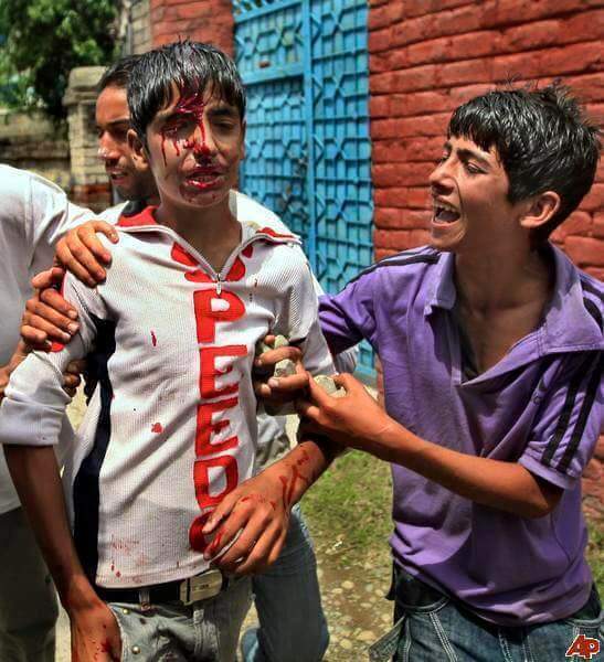15-indian-brutalities-in-kashmir-2016