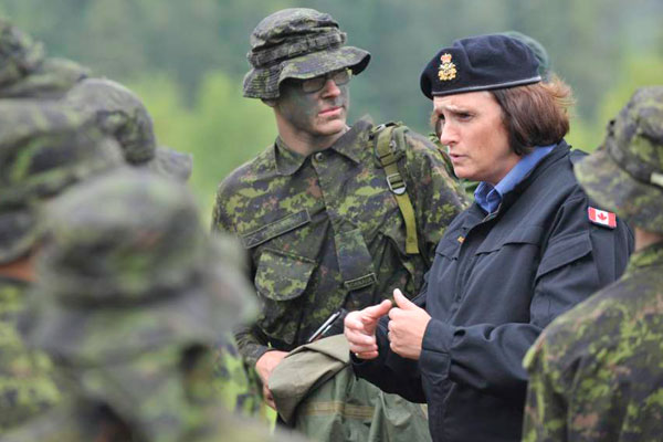 canadian-forces-women
