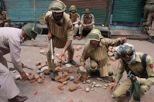 indian-forces-in-kashmir