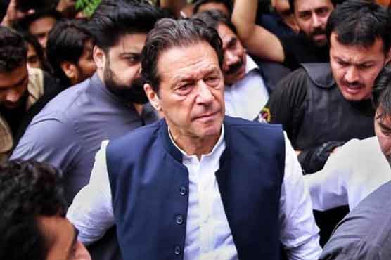 عمران خان کو 5 مقدمات میں مختلف تاریخوں پر طلبی کے نوٹس