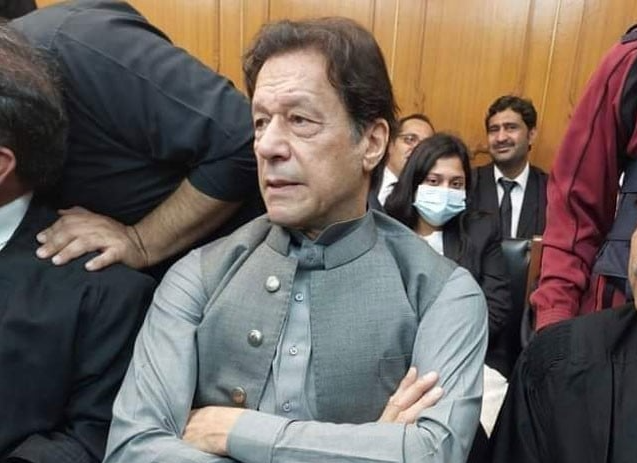 توشہ خانہ کیس: عمران خان کو 3 سال قید، ایک لاکھ جرمانے کی سزا